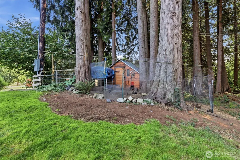 8933 147th Avenue NE Granite Falls, WA 98252