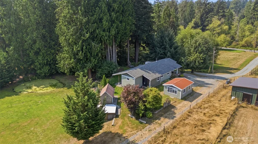 8933 147th Avenue NE Granite Falls, WA 98252