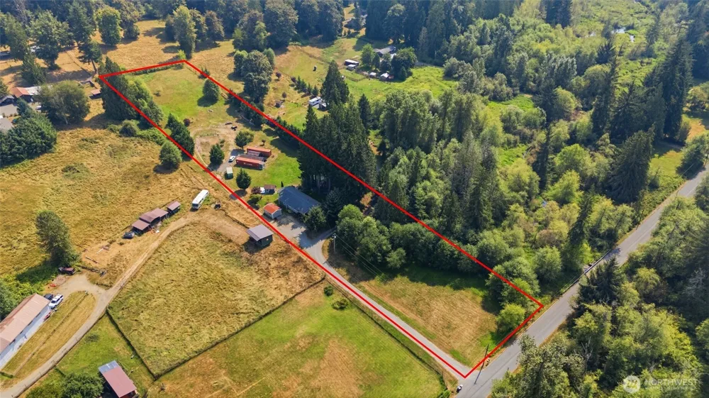 8933 147th Avenue NE Granite Falls, WA 98252