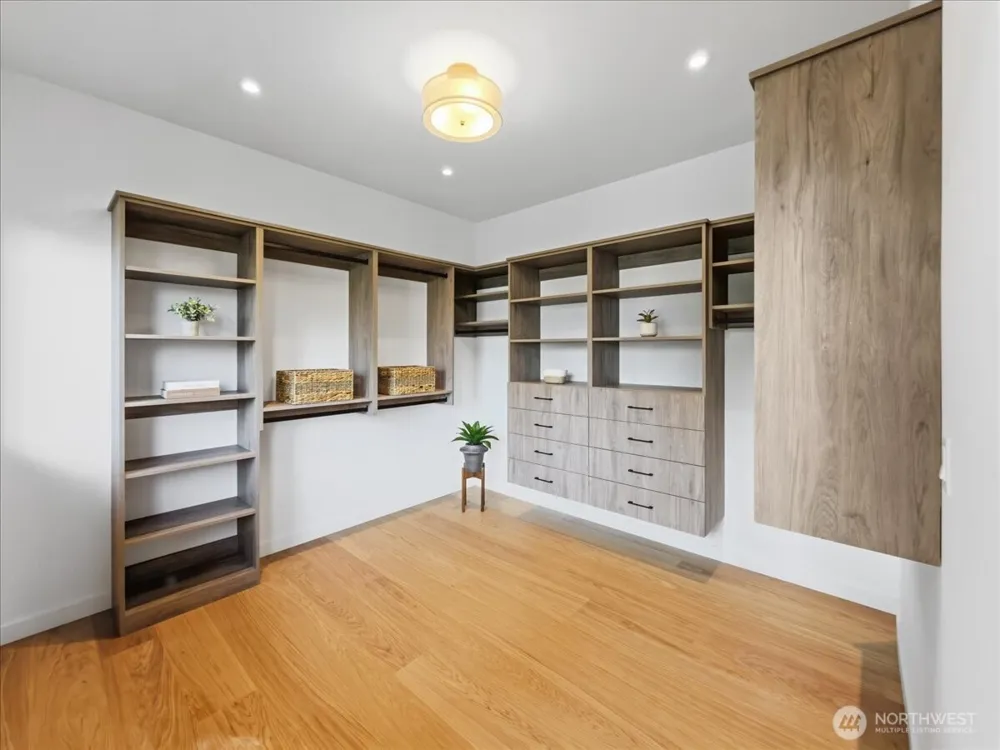 1212 143rd Avenue SE Bellevue, WA 98007