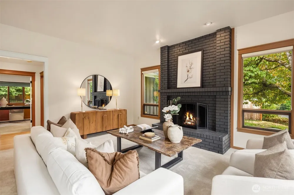 14246 157th Place NE Woodinville, WA 98072
