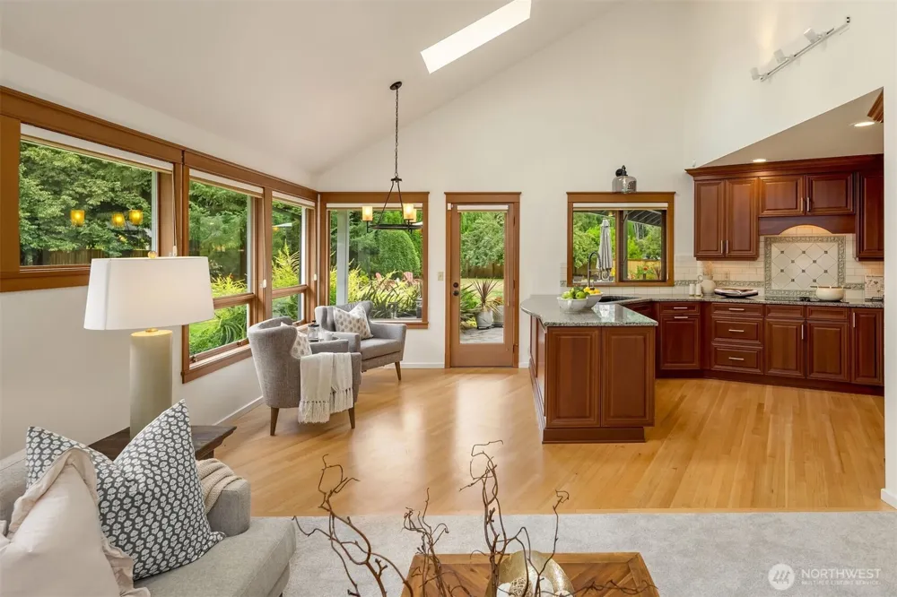 14246 157th Place NE Woodinville, WA 98072