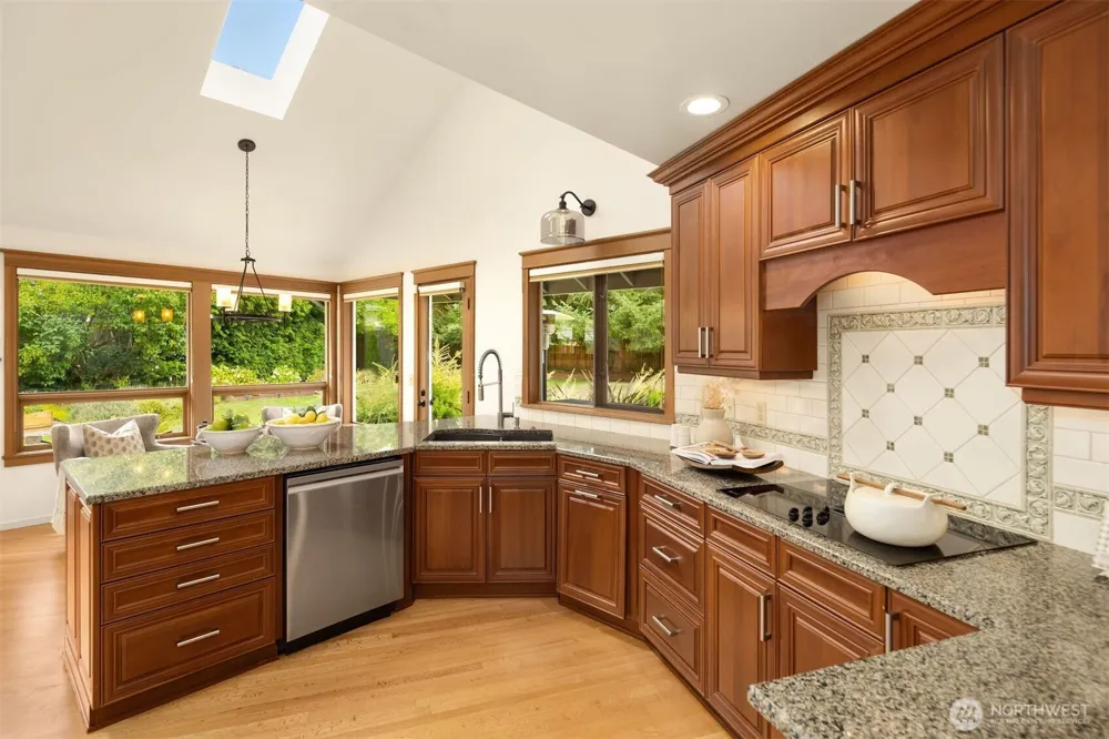 14246 157th Place NE Woodinville, WA 98072