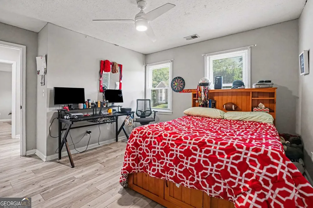 5553 Reynard TRL Lithonia, GA 30038