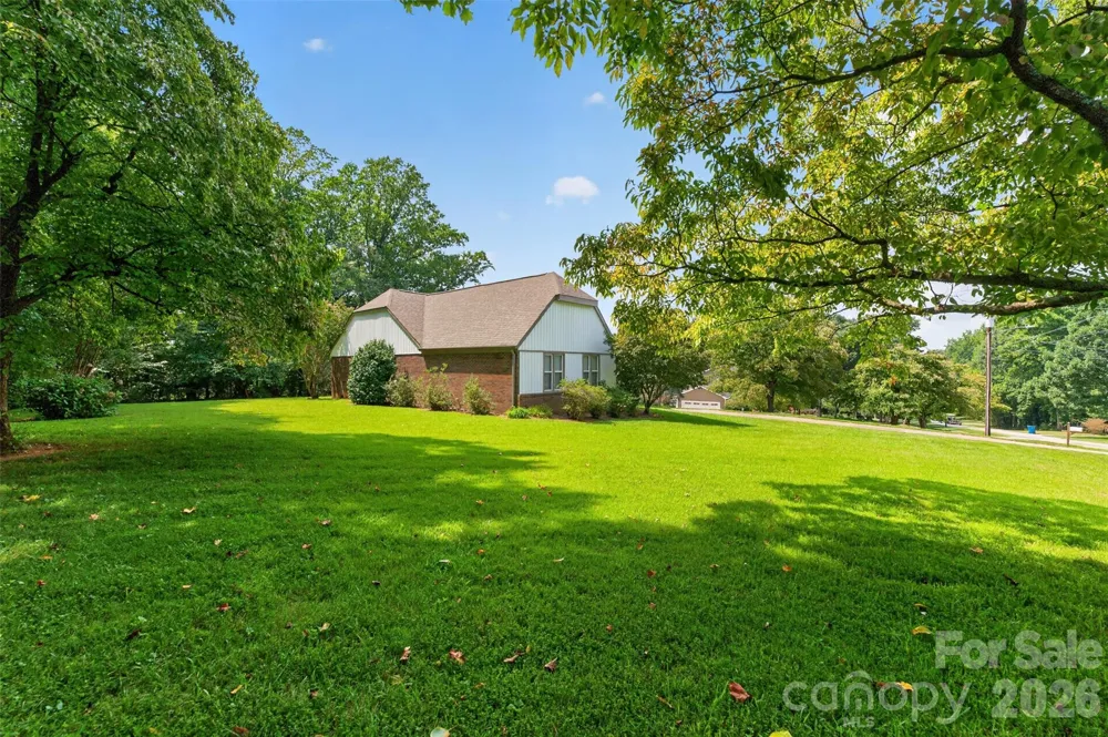 2923 Dogwood Drive Claremont, NC 28610