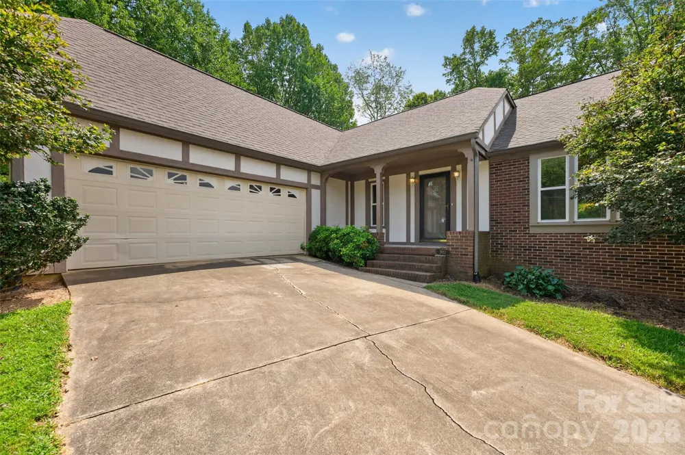 2923 Dogwood Drive Claremont, NC 28610
