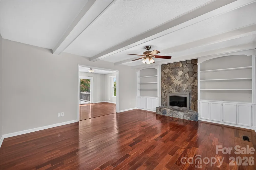 2923 Dogwood Drive Claremont, NC 28610