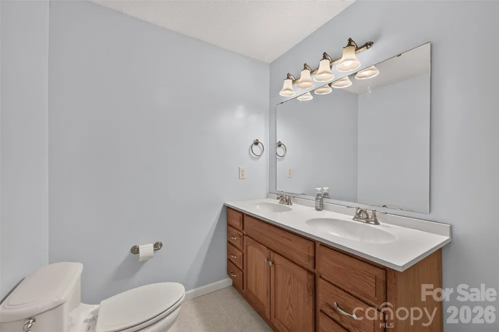 2923 Dogwood Drive Claremont, NC 28610