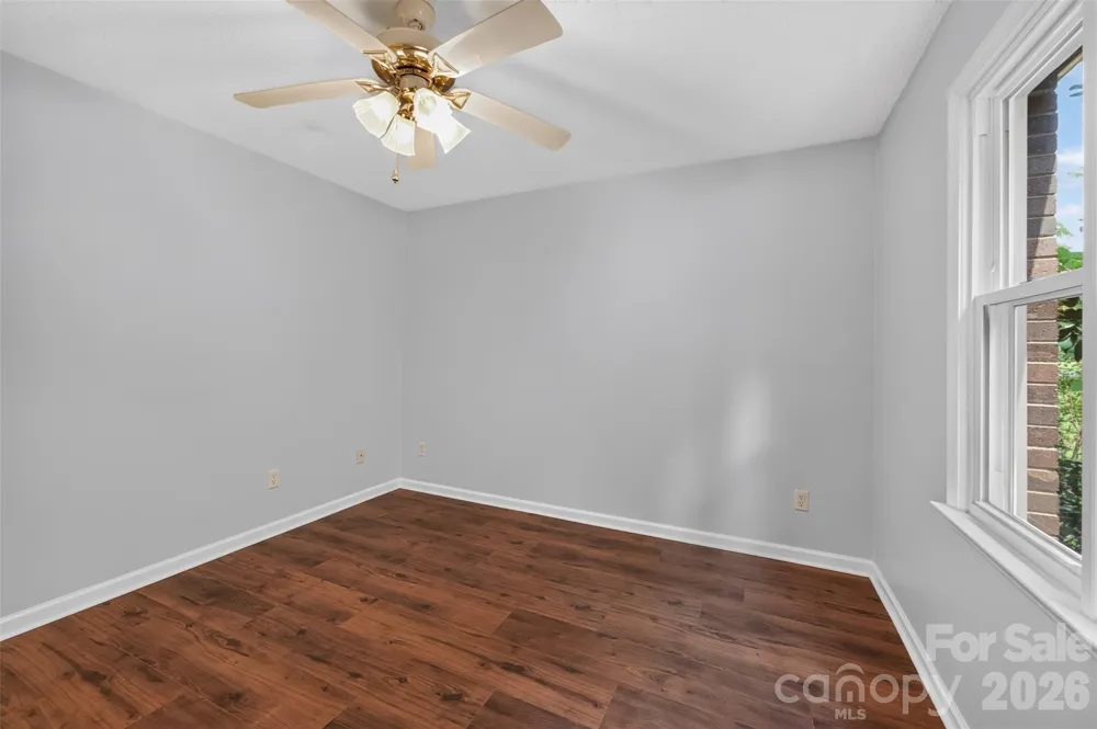 2923 Dogwood Drive Claremont, NC 28610