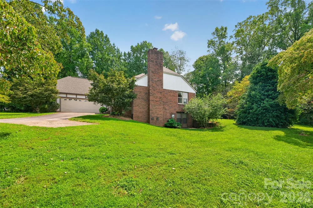 2923 Dogwood Drive Claremont, NC 28610
