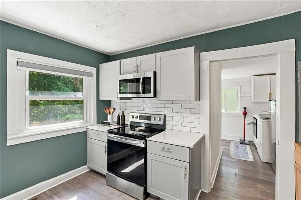 3383 Lawrence Street Scottdale, GA 30079