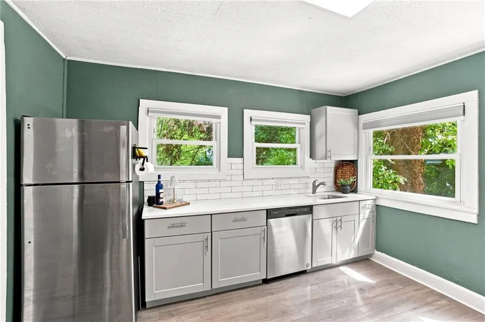 3383 Lawrence Street Scottdale, GA 30079
