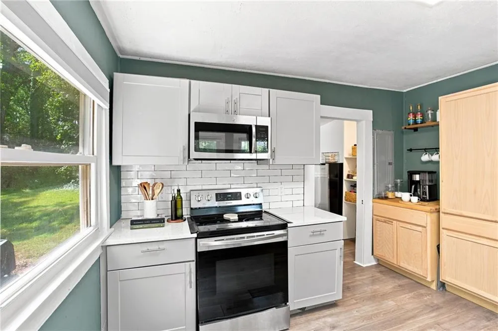 3383 Lawrence Street Scottdale, GA 30079