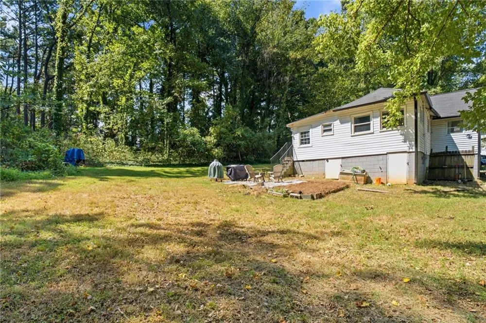 3383 Lawrence Street Scottdale, GA 30079