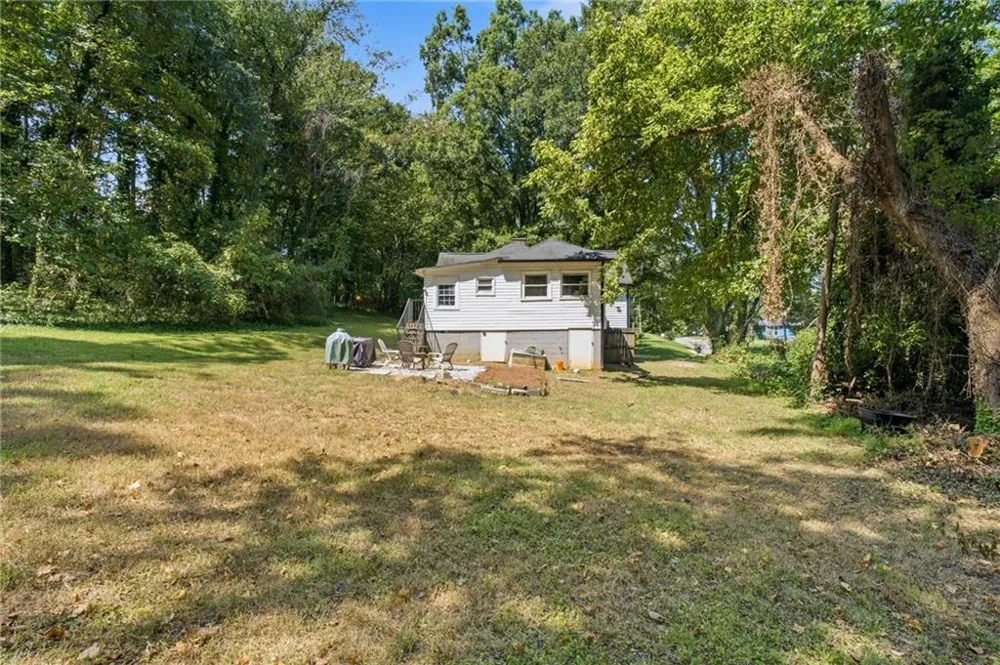 3383 Lawrence Street Scottdale, GA 30079