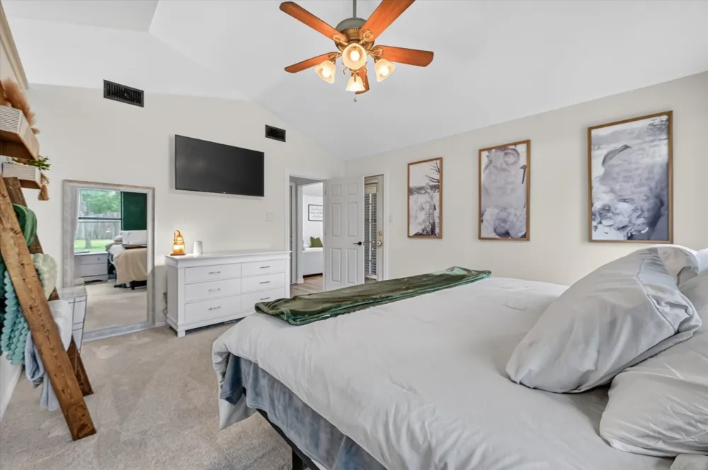 8233 Willis Lane Watauga, TX 76148