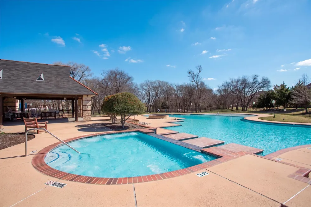 304 Creekside Trail Argyle, TX 76226