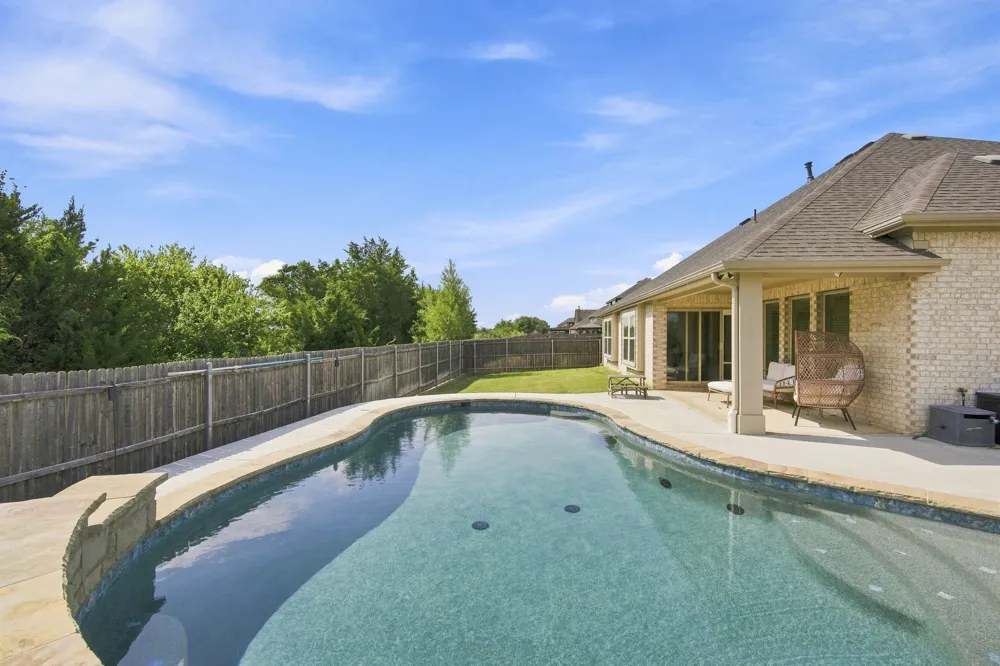 1738 Summer Lane Midlothian, TX 76065