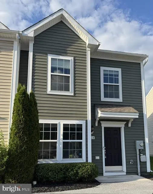 564 THUMPER DRIVE Ranson, WV 25438