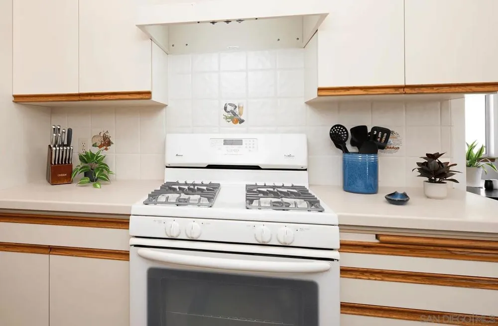 1606 Hackamore Rd #1 Oceanside, CA 92057