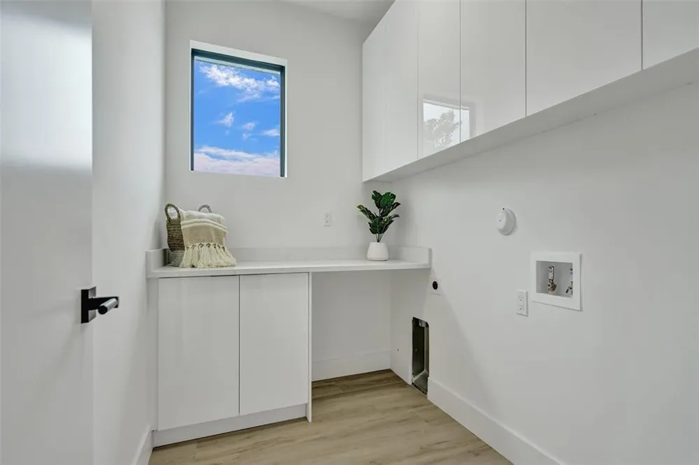 608 SW 7TH AVENUE Fort Lauderdale, FL 33315