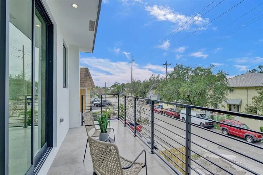 608 SW 7TH AVENUE Fort Lauderdale, FL 33315