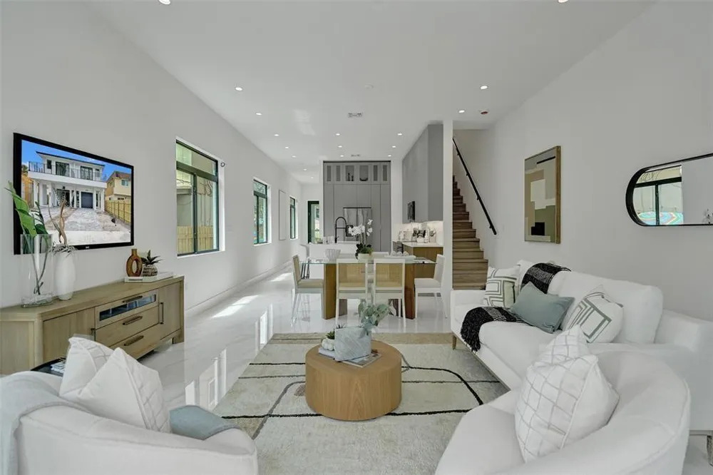 608 SW 7TH AVENUE Fort Lauderdale, FL 33315