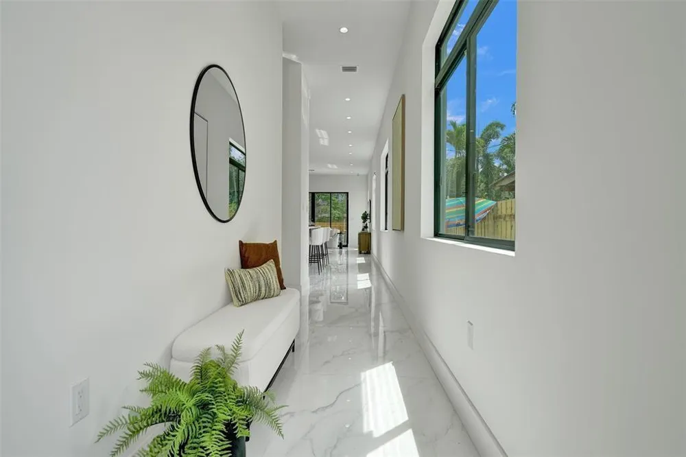 608 SW 7TH AVENUE Fort Lauderdale, FL 33315