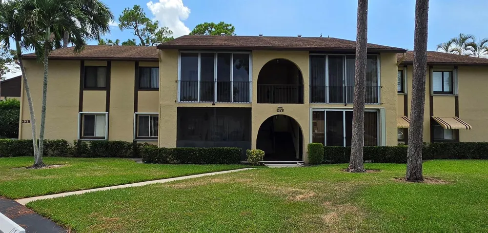 228 Pine HOV Circle #A2 