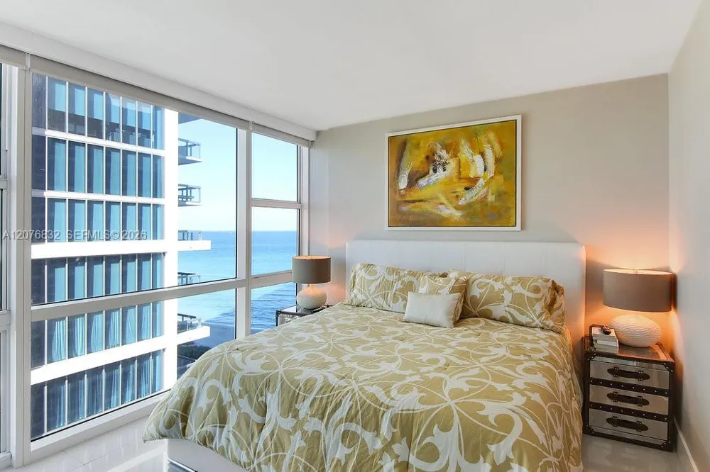 6801 Collins Ave #1216 Miami Beach, FL 33141