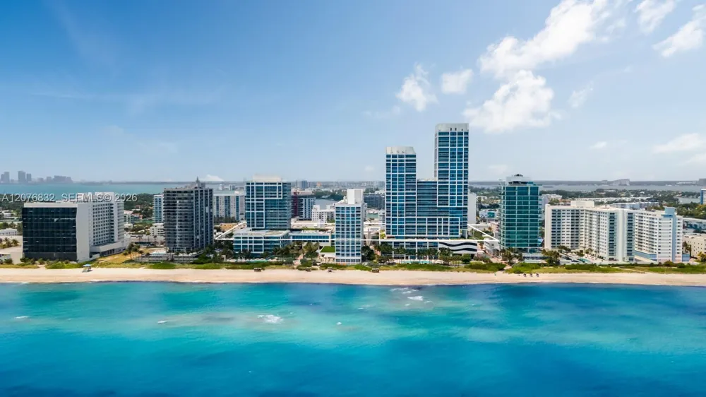 6801 Collins Ave #1216 Miami Beach, FL 33141