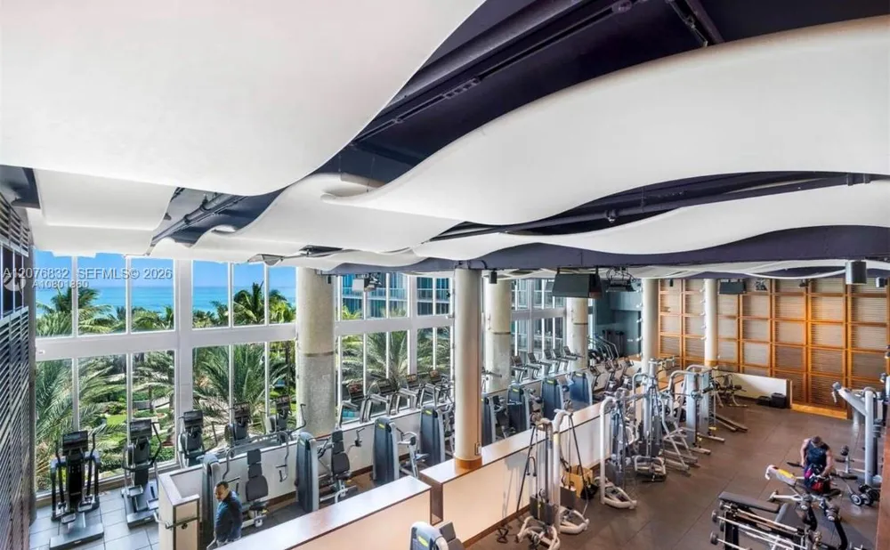 6801 Collins Ave #1216 Miami Beach, FL 33141