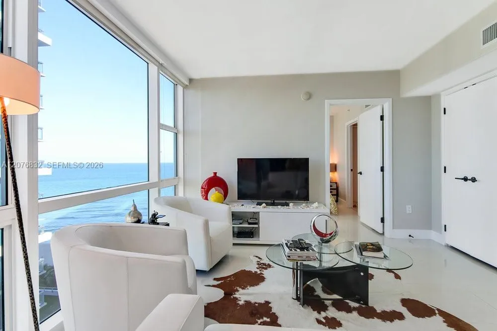 6801 Collins Ave #1216 Miami Beach, FL 33141