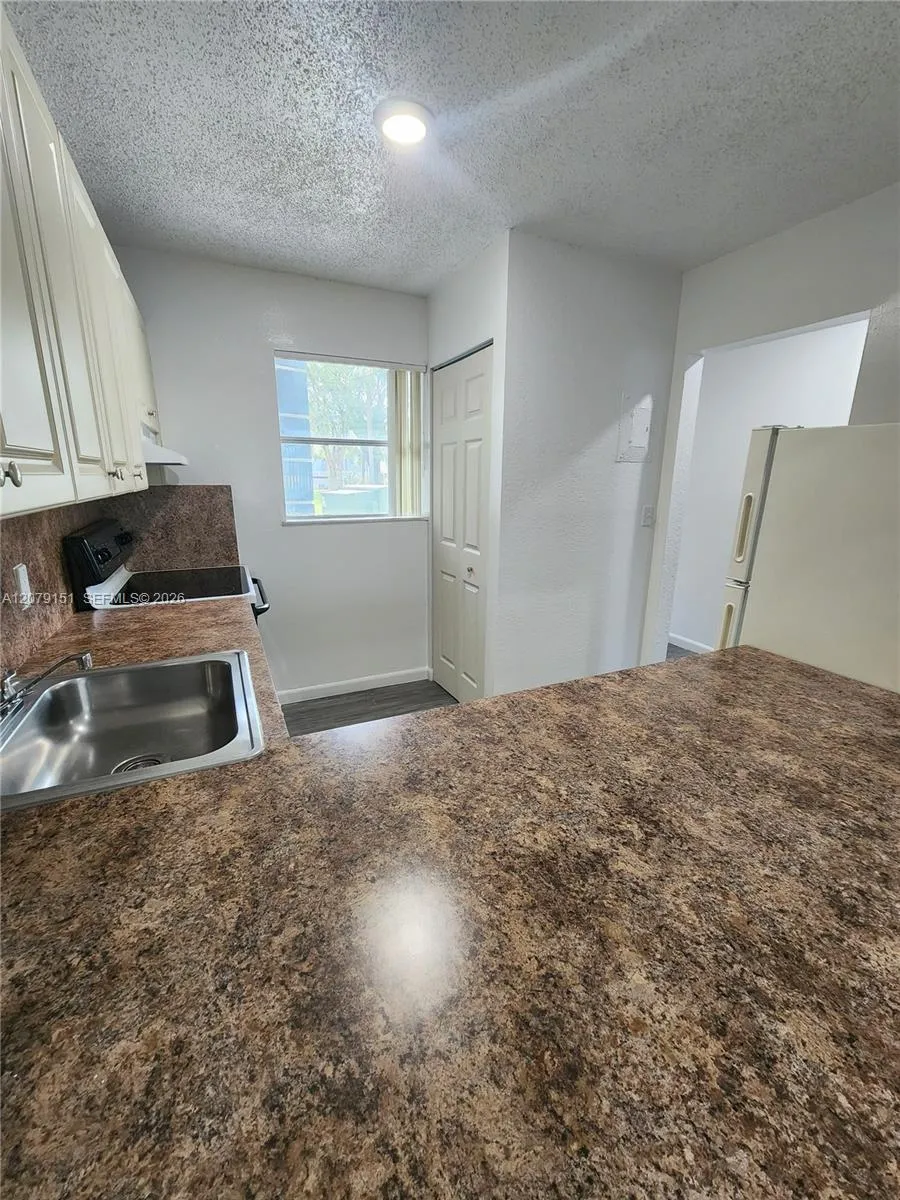 10900 SW 196th St #104 Cutler Bay, FL 33157