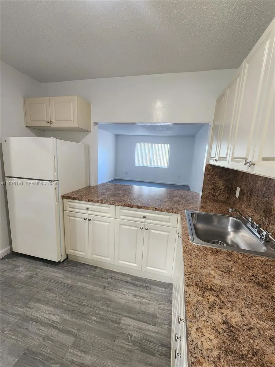10900 SW 196th St #104 Cutler Bay, FL 33157