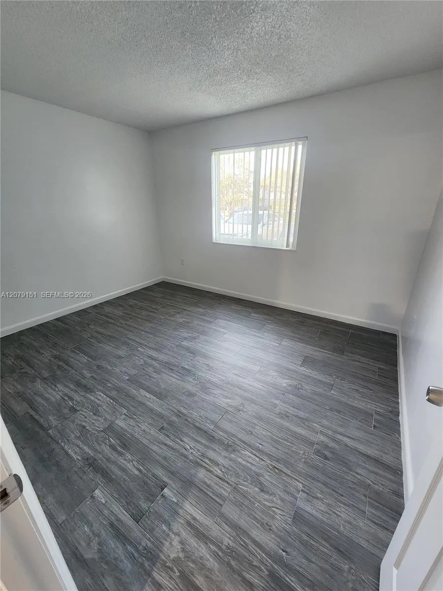 10900 SW 196th St #104 Cutler Bay, FL 33157