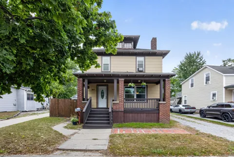211 S Dean Street