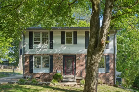 103 Mountainwood Dr