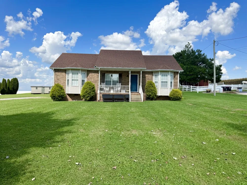4375 Matthews Rd Cedar Hill, TN 37032