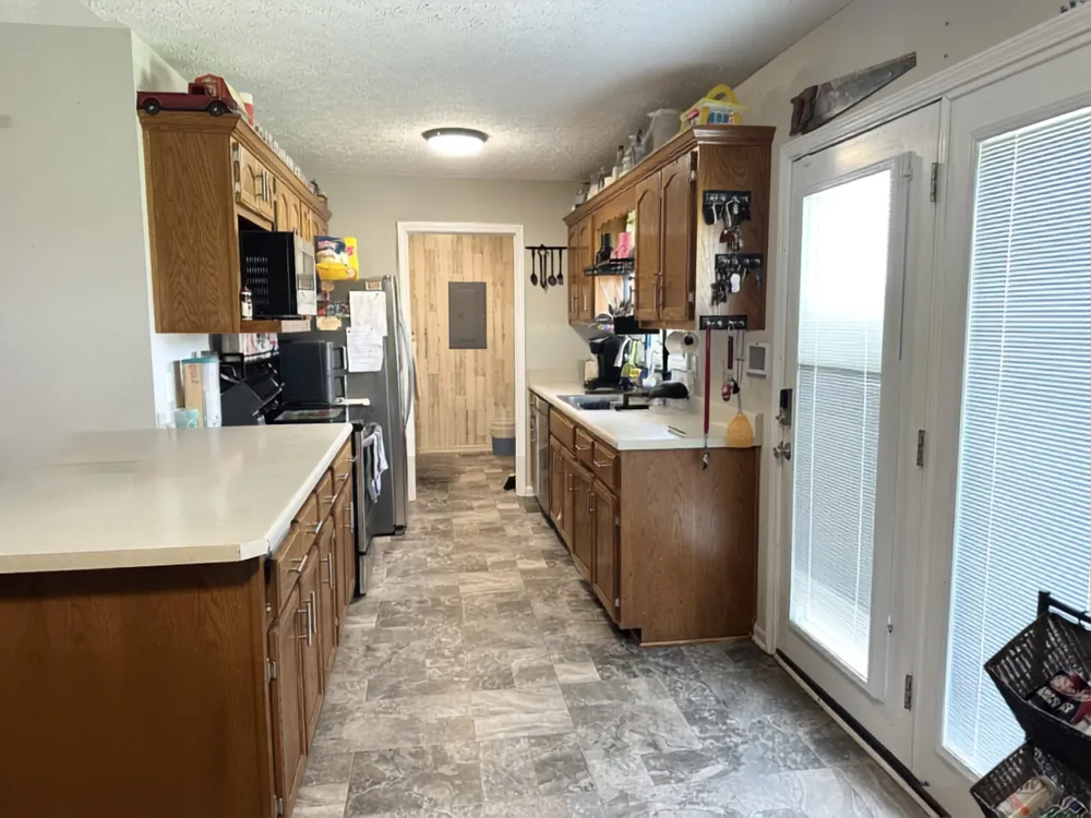 4375 Matthews Rd Cedar Hill, TN 37032