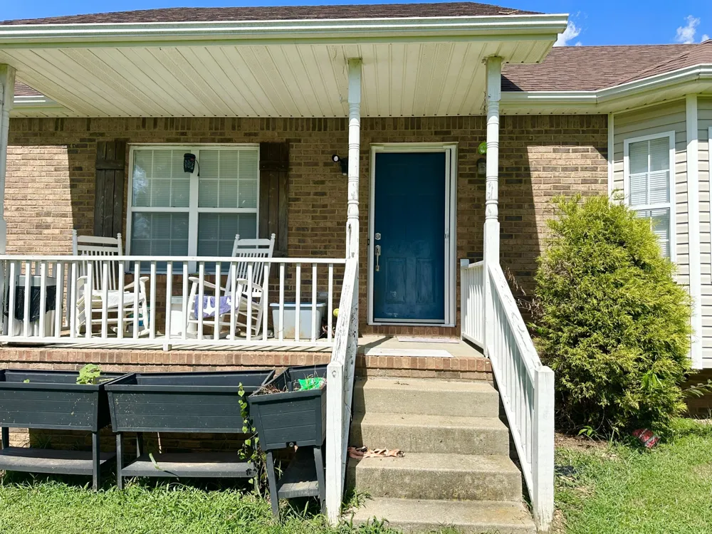 4375 Matthews Rd Cedar Hill, TN 37032