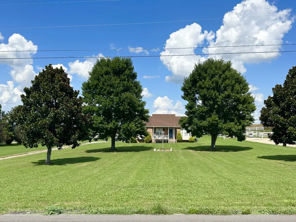 4375 Matthews Rd Cedar Hill, TN 37032