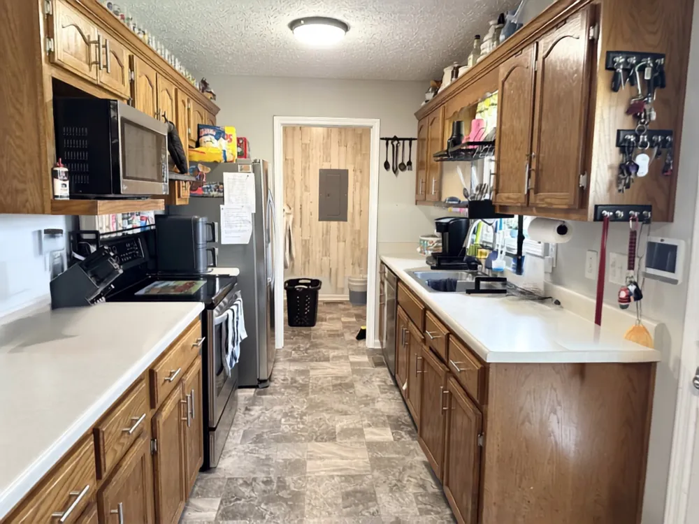 4375 Matthews Rd Cedar Hill, TN 37032