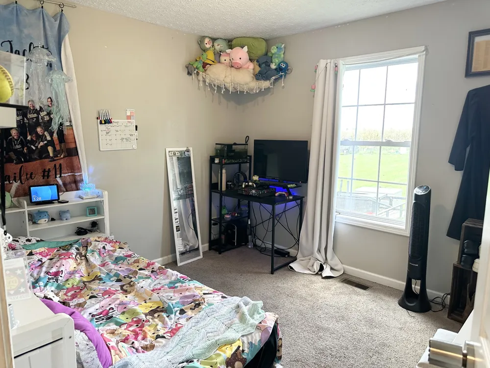 4375 Matthews Rd Cedar Hill, TN 37032