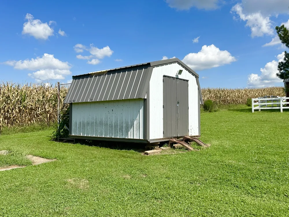 4375 Matthews Rd Cedar Hill, TN 37032