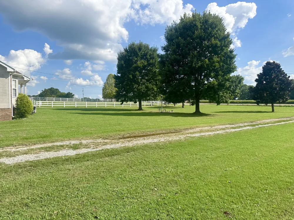 4375 Matthews Rd Cedar Hill, TN 37032