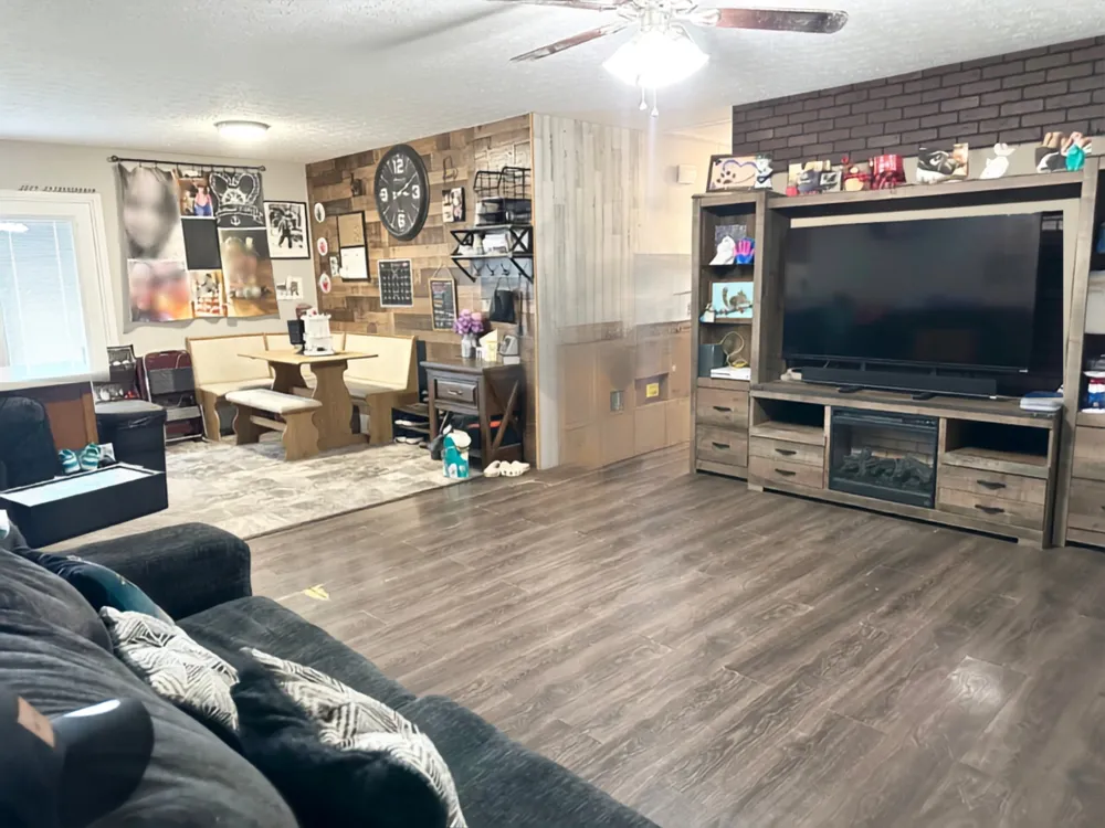 4375 Matthews Rd Cedar Hill, TN 37032