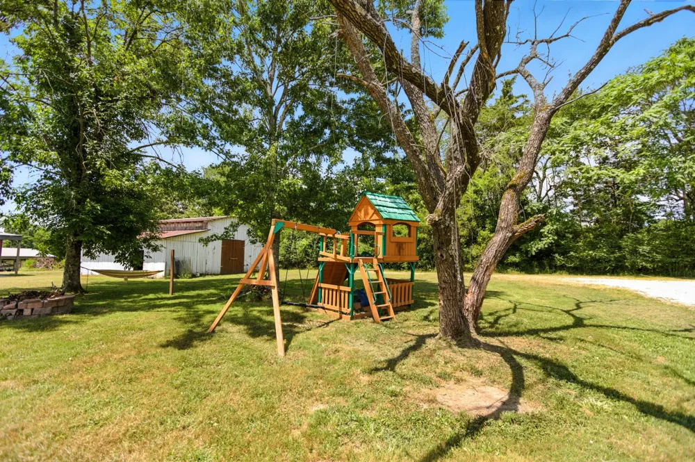 1840 Lockmiller Rd Estill Springs, TN 37330
