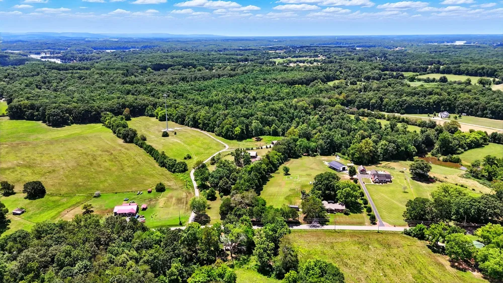 1840 Lockmiller Rd Estill Springs, TN 37330