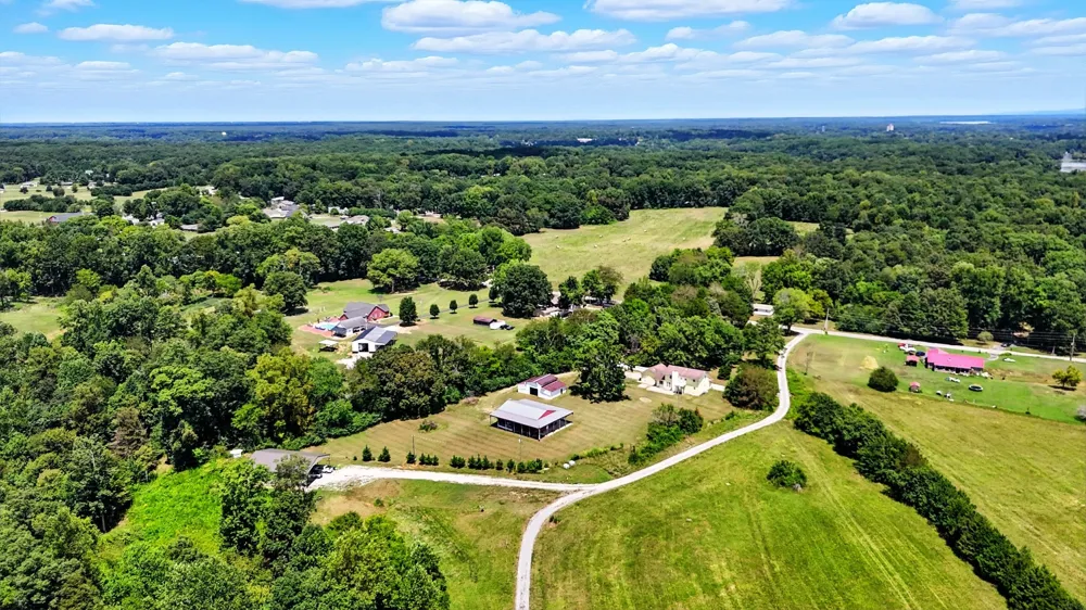 1840 Lockmiller Rd Estill Springs, TN 37330